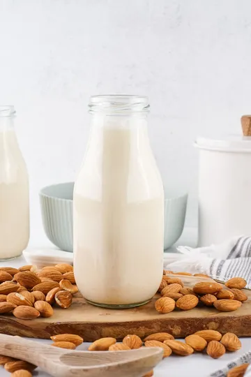 Almond milk recipe 11