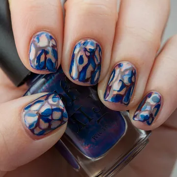 Fall nail design